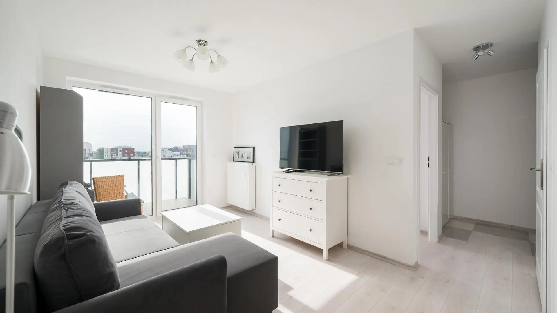 Ursus Homely Apartment 华沙 0*,  波兰
